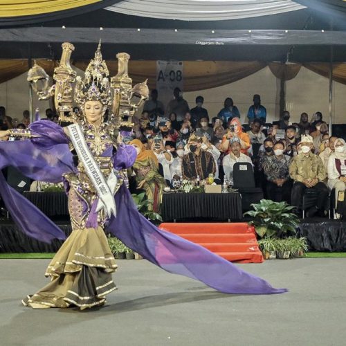 Menparekraf Apresiasi JFC Sukses Jadi Ikon Pemulihan Ekonomi Pelaku Parekraf di Jember