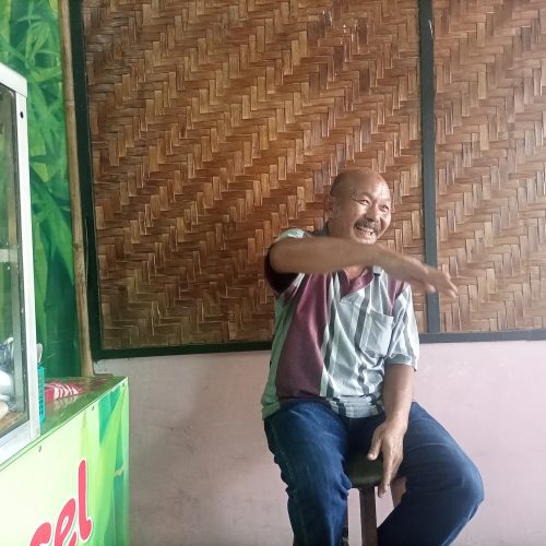 20 Tahun Bangun Usaha, Nasi Pecel Bu Yanti Laris Jadi Buruan Anak Kos Mahasiswa di Malang